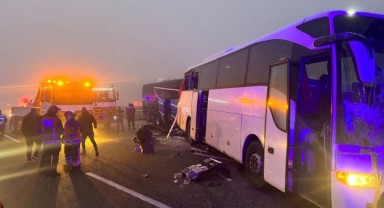 Katliam gibi kaza: 10 ölü, 54 yaralı