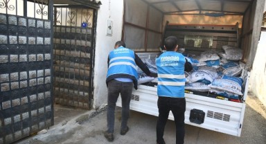 Kışın Soğuğunu Menemen Belediyesi Isıtacak