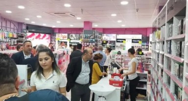 Migros İzmirli dev firmanın mağazalarını satın aldı