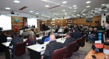 Bornova’da gergin meclis: O korunun kesilmesi ve mülteci anaokulu gerginlik yarattı!