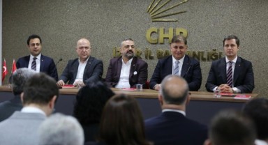 Cemil Tugay'dan parti içi mesaj: