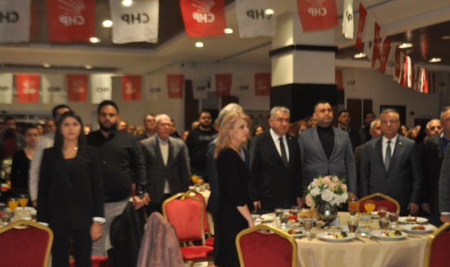 CHP Karabağlar'da dayanışma yemeği