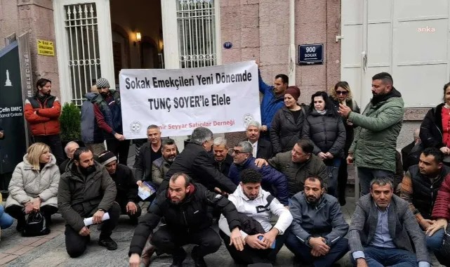 İzmir'de Tunç Soyer eylemi: Açıklanmazsa sandığa gitmiyoruz