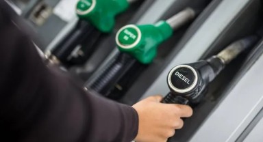 Motorin ve benzine dev zam geliyor: Bu geceden itibaren geçerli!