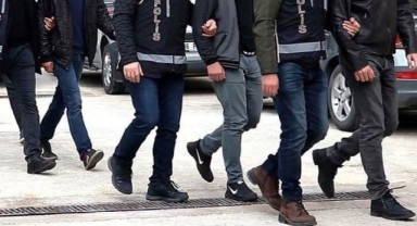 Ruhsatsız silah taşıyanlara ve silah kaçakçılarına operasyon