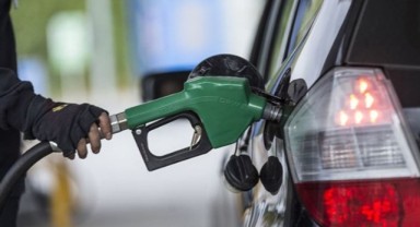 Akaryakıt fiyatları zirve yaptı: Motorinden sonra benzine de zam geliyor!