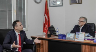Bornova adayı Ömer Eşki Sanayi Sitelerini gezdi