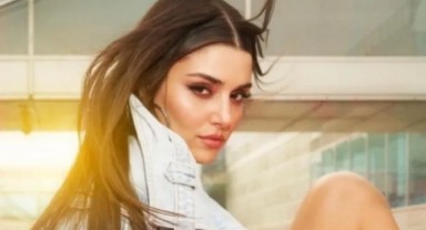 Hande Erçel, cesur tarzıyla sosyal medyayı salladı! Paris Moda Haftası'nda manken gibi salındı