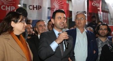 İrfan Önal seçim ofisi açılışında konuştu: ‘Halkla beraber kentin refahı için çalışacağız’