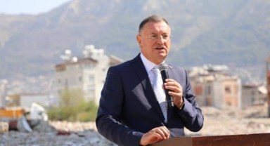 Lütfü Savaş'tan açıklama: 'Güven şarkı söylemekle, top oynamakla olmuyor'