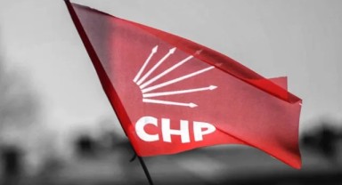 CHP'li aday sandık başında hayatını kaybetti. Kalp krizi geçiren CHP'li meclis üyesi adayı yaşamanı yitirdi