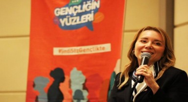 Gençler sordu, Mutlu yanıtladı: İklim dostu Konak için imza attı!