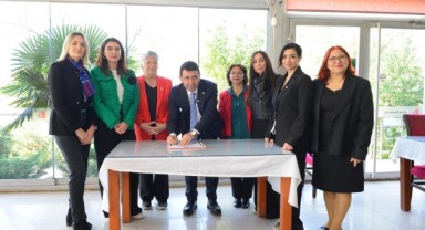 İrfan Önal, ‘Eşitlik Politika Belgesini’ imzaladı