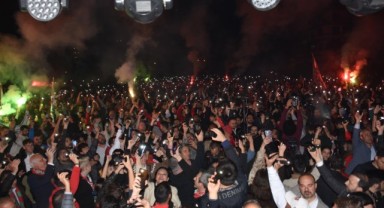 Karşıyaka'dan stat mitingi