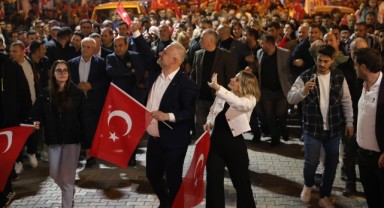 Menemen'de Başkan Pehlivan'dan Gövde Gösterisi