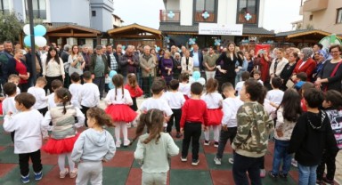 Seferihisar’da “Gündüz Çocuk Bakımevi” ve “Oyun Sokağı” açıldı