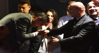 Tunç Soyer sahaya indi: Çiğli Adayı Yıldız'a tam destek