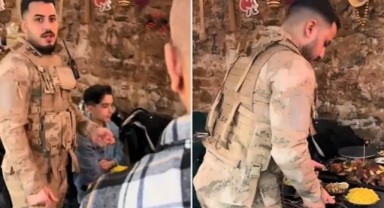 Beyoğlu'nda askeri üniforma ile servis yapılan restoranda 3 kişi gözaltına alındı