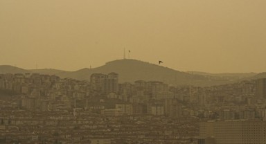Çöl tozu hava kalitesini bozdu