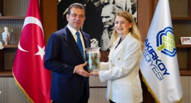 İmamoğlu'ndan, Ayşegül Ovalıoğlu'na tebrik ziyareti