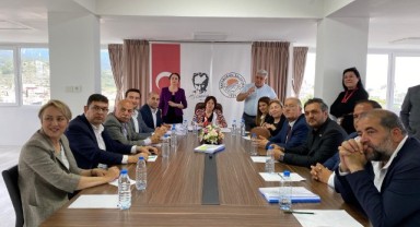 Karaburun’da ilk Meclis’te Faaliyet raporu’na kabul