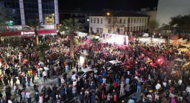 Menderes Tek Yürek Oldu