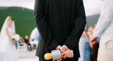 12 Günlük Gelin Erkek Çıktı, Damat Yıkıldı