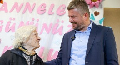 Başkan Görkem Duman, Anneler Günü’nü kutladı