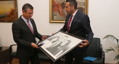 Başkan Yıldız'dan Özgür Özel'e ziyaret