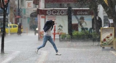 Bu illerde yaşayanlar dikkat... Kuvvetli sağanak geliyor!