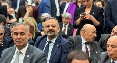 CHP İzmir Ankara'da: Özel'i tebrik edecekler