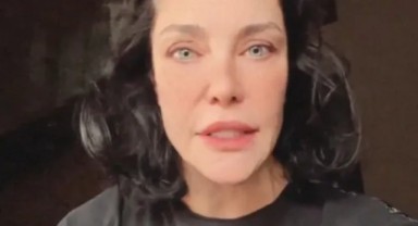 Deniz Akkaya'dan şoke eden paylaşım: Teyzesinin, kızına şiddet uyguladığı anları paylaştı