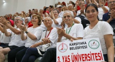 Karşıyaka Belediyesi 3. Yaş Üniversitesi’nden 8 madalya!