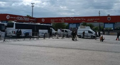 Kobani Davası'nda kararlar açıklandı... Selahattin Demirtaş'a 28, Figen Yüksakdağ'a 30 yıl