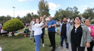 Menderes Semaları Rengarenk Oldu
