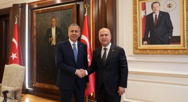 CHP'li Murat Bakan, İçişleri Bakanı Ali Yerlikaya ile görüştü