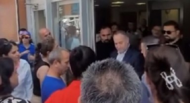 Çiğli'de işten çıkarılan işçilerden eylem! Niyazi Arslan'a tepki gösterdiler