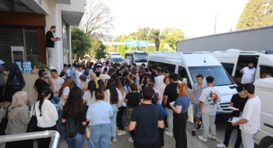 Efes Selçuk'tan YKS'ye girecek öğrencilere destek