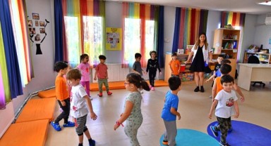 İZELMAN Anaokulları’nda mezuniyet heyecanı