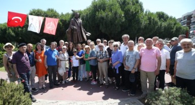 Karşıyaka, Nazım Hikmet’i unutmadı