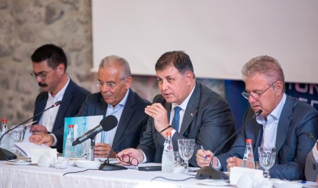 Tugay: Orta gelir grubuna hitap eden mütevazı konutlara ihtiyacımız var