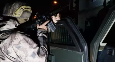 Uyuşturucu çetesi çökertildi! Yüzlerce kişi tutuklandı