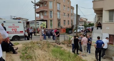 Baba cinnet getirdi, ortalık kan gölüne döndü: Eşini ve çocuğunu pompalı tüfekle adeta katletti