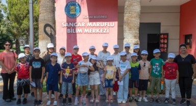 Başkan Mutlu, Bilim Merkezi’nde çocuklarla buluştu
