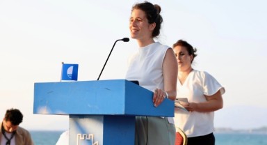 Ilıca Halk Plajı Dünyanın bir numaralı eko etiketi olan ‘mavi bayrak’ ödülüne layık görüldü