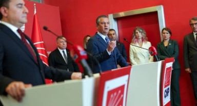 Özgür Özel'den Erdoğan'a İzmir Faciası Yanıtı: 'Elektrik Dağıtım Şirketlerini Özelleştiren Ben Miyim?'