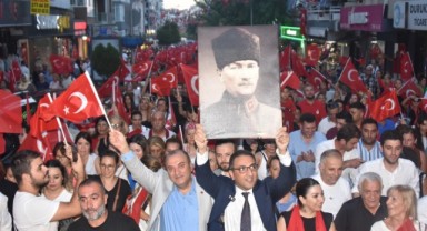 Balçova’da muhteşem Zafer Bayramı Coşkusu