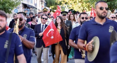 Alaçatı’nın Kurtuluşu’nun 102. Yılı Coşkuyla Kutlandı!