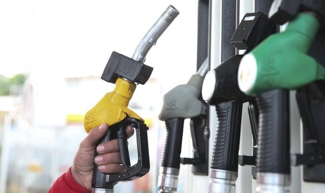 Benzine Zam Geldi, Tabelalar Değişti