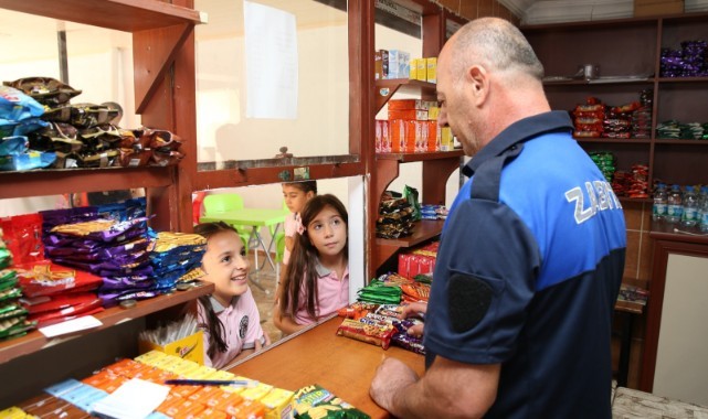 Çiğli’de Okul Kantinlerine Denetim
